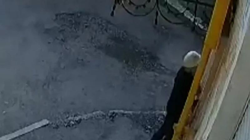 86-летняя жительница Екатеринбурга отдала аферистке 250 тысяч рублей в обмен на «новые» купюры