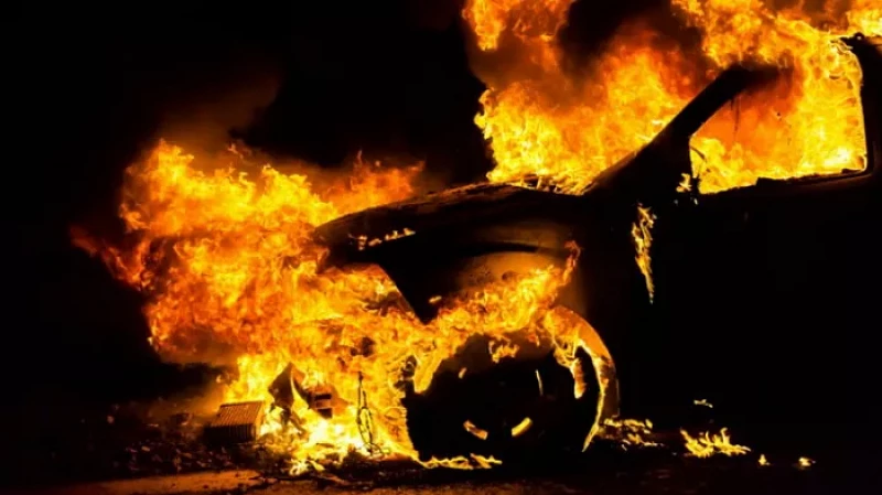 В Екатеринбурге задержали предполагаемого поджигателя «Оки»