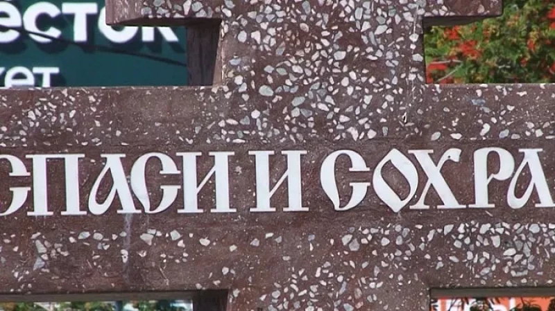 Эдуард Россель приехал на место раскопок захоронений в Нижнем Тагиле