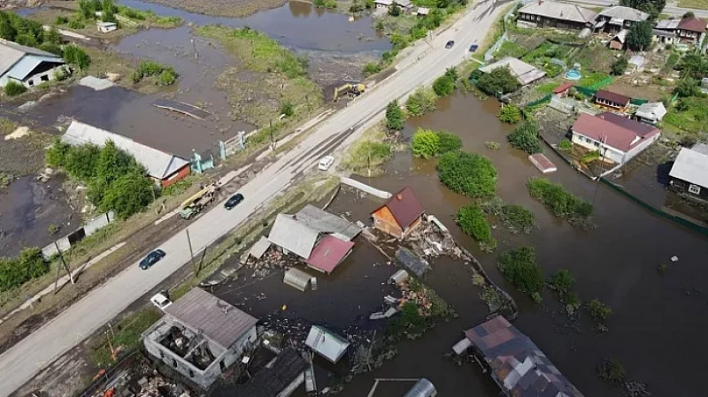 Уральцы, пострадавшие от потопа, получат по 10 000 рублей