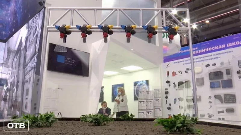 НПО автоматики на ИННОПРОМе представило беспилотную сельхозтехнику