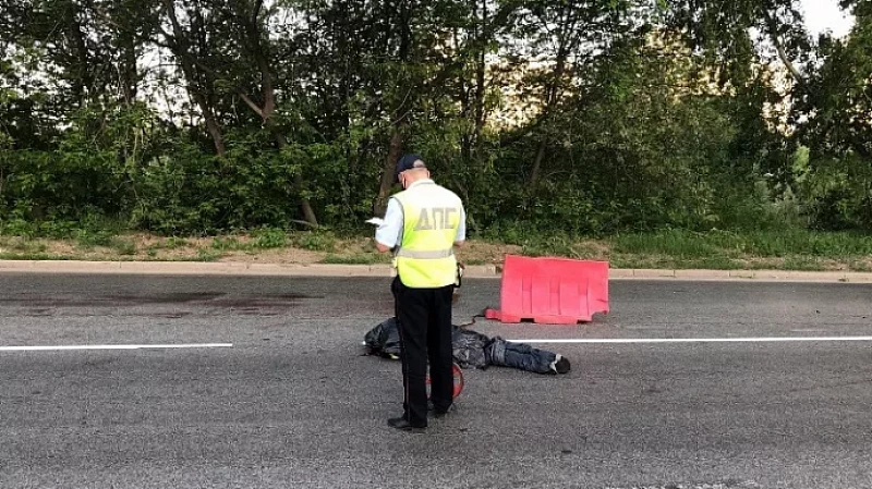 На Урале лихач на иномарке сбил рабочего, уходя от погони ГИБДД