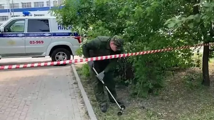 Мужчина, устроивший резню в сквере возле ж/д вокзала Екатеринбурга, скончался