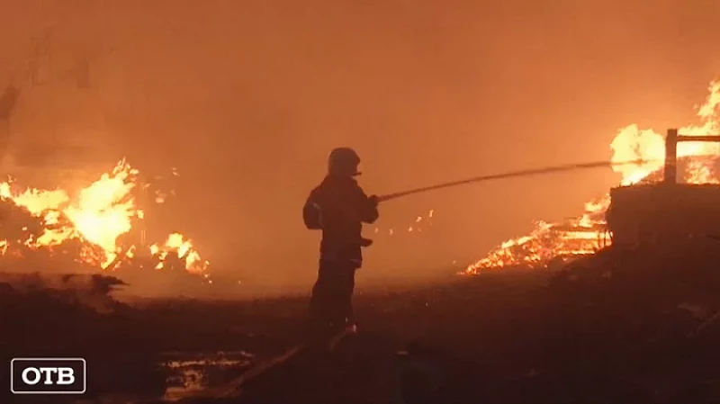 Сотрудники МЧС провелипротивопожарный рейд по коллективным садам
