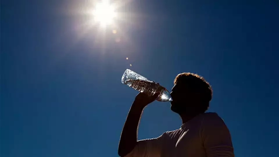 Майская жара: на Урале проходят рейды по пляжам