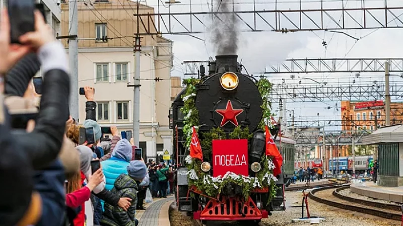 В Екатеринбург прибыл исторический «Поезд Победы»