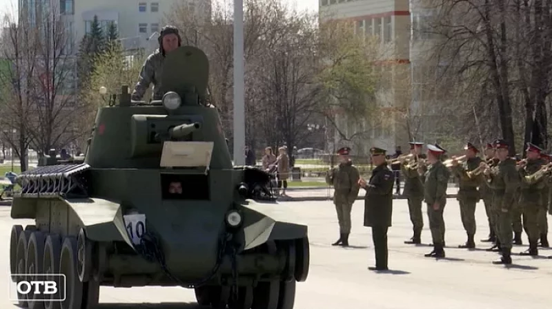В Верхней Пышме прошла репетиция праздничного шествия, посвященного Дню Победы