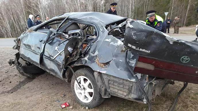 В Талицком районе опрокинулась «Тойота», два человека погибли