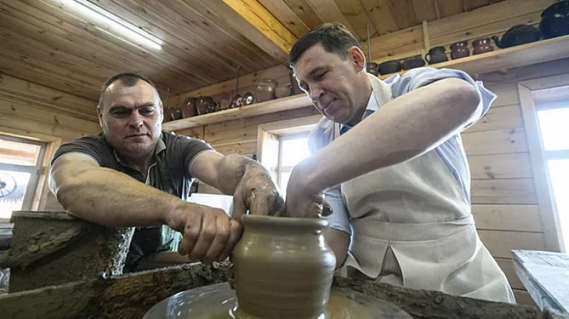 Евгений Куйвашев призвал помочь семье гончаров из Нижних Таволог