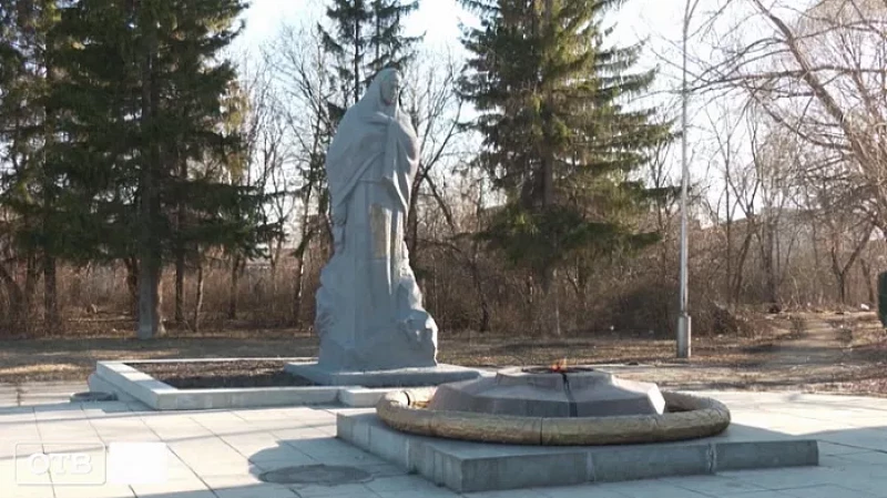 Вандалы осквернили Вечный огонь в Каменске-Уральском