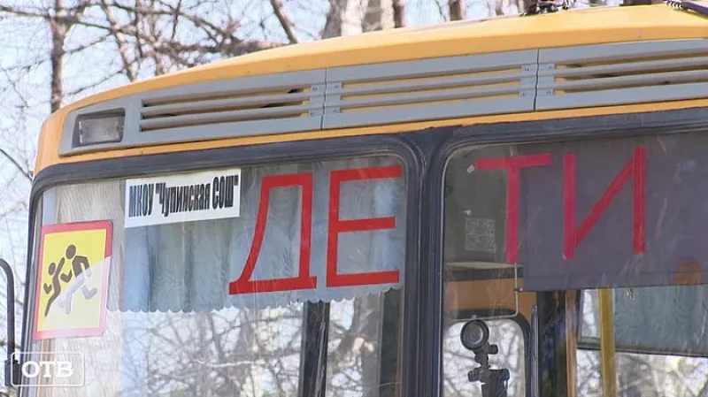 Евгений Куйвашев поручил сделать новые съезды на Тюменском тракте