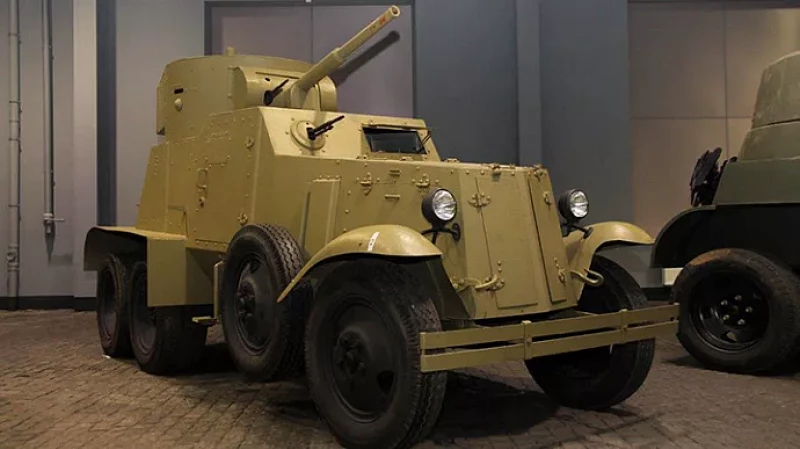 Бронемашины из музея УГМК появятся в центре Екатеринбурга