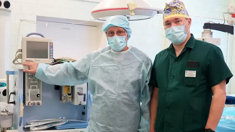 Свердловские медики вернули зрение 75-летней пациентке