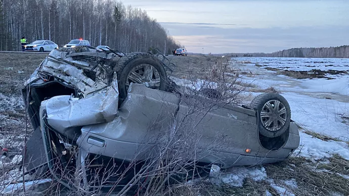 Под Алапаевском столкнулись «Ниссан» и ВАЗ из-за пьяного водителя