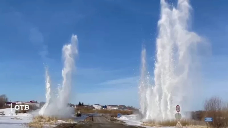 На северных уральских реках начали взрывать лёд