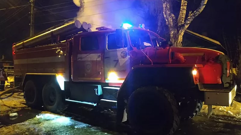 Ночной пожар выгнал на улицу жителей Старой Сортировки