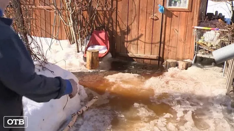 Сады «Рябинушка» на окраине Екатеринбурга уходят под воду