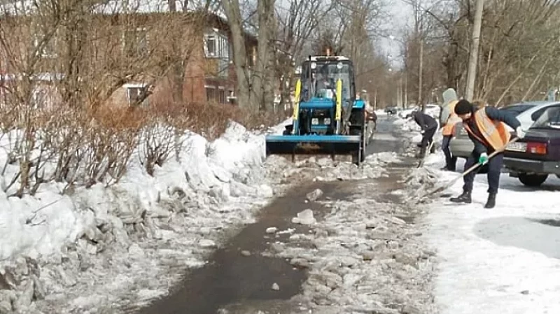 В Екатеринбурге будут эвакуировать автомобили с Большакова