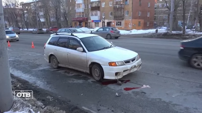 В Екатеринбурге «Ниссан» насмерть сбил девятилетнюю девочку