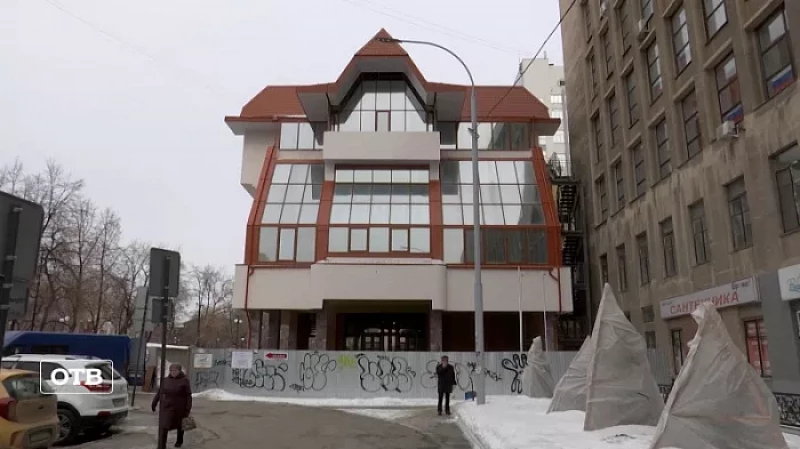 Гостей Театра кукол в Екатеринбурге будет встречать «Время чудес»