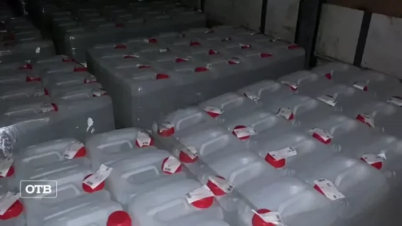 В Верхней Пышме арестовали 20 тысяч литров контрафактного спирта