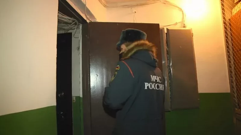 МЧС проверяет свердловские многоэтажки на случай пожара