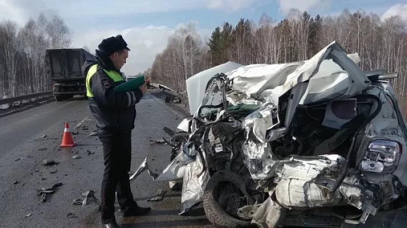 23-летняя девушка погибла в страшном ДТП на Тюменском тракте