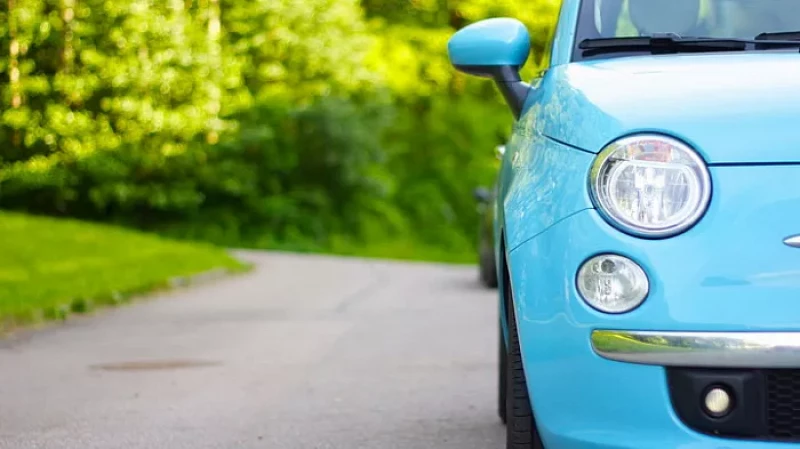 Итоги недели: голубые автомобили – самые редкие на Урале