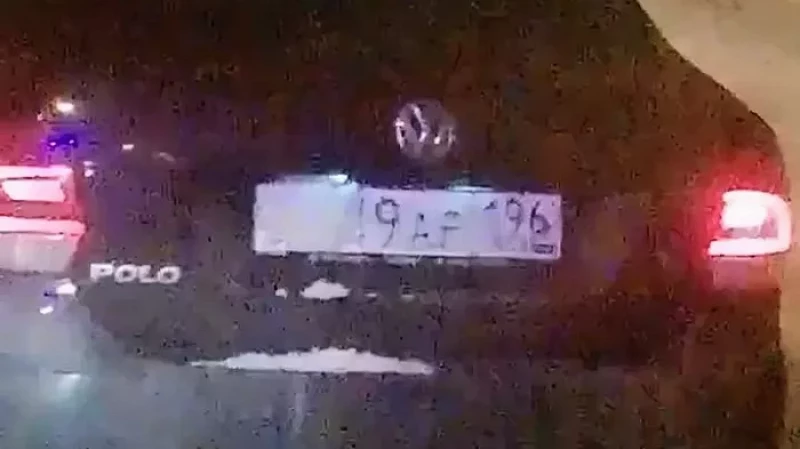 В Екатеринбурге ищут автохама, который мешал скорой помощи