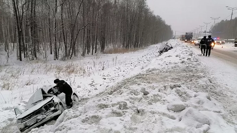 На Пермском тракте четыре человека пострадали в ДТП с фурой