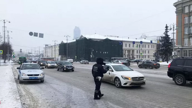 В Екатеринбурге будут ловить пьяных и бесправных водителей