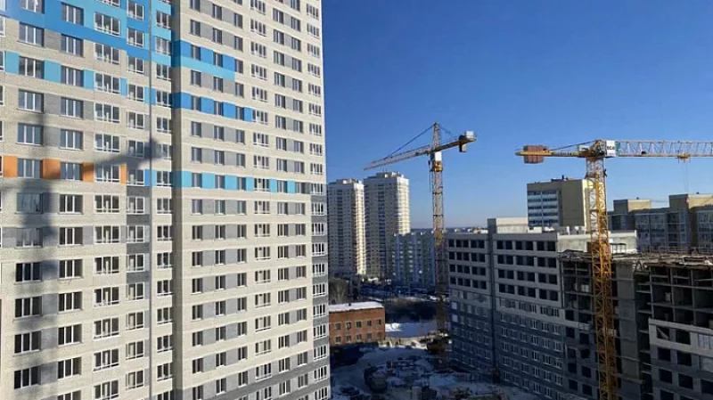 Дети-сироты из Екатеринбурга получили ключи от квартир