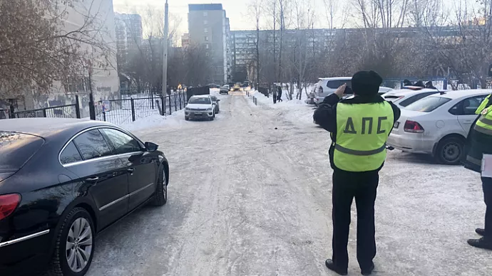 В Екатеринбурге «Пассат» сбил девятилетнюю девочку