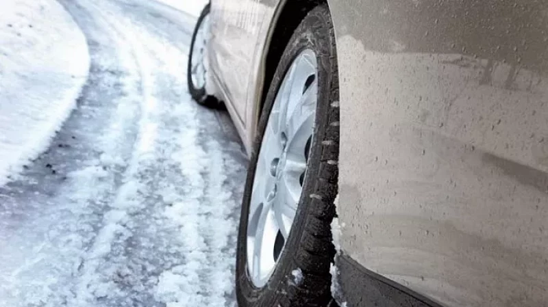 Непогода привела к всплеску аварийности на свердловских дорогах