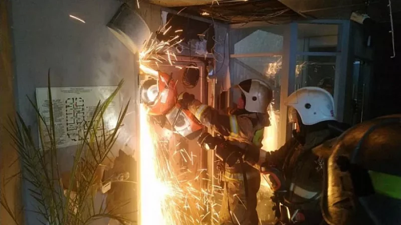 В Екатеринбурге ликвидирован крупный пожар на Белинского