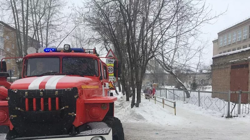 После пожара в школе Каменска-Уральского организована проверка