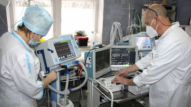 Главная больница Качканара получила новое реанимационное оборудование