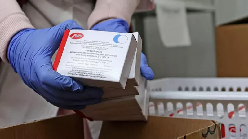 Свердловская область впервые получила вакцину «Вектора» против COVID-19