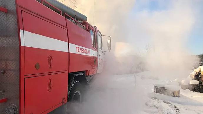 В Екатеринбурге потушили пожар на Ботаническом рынке