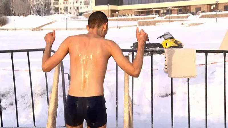 Крещенские купания прошли в Академическом районе Екатеринбурга