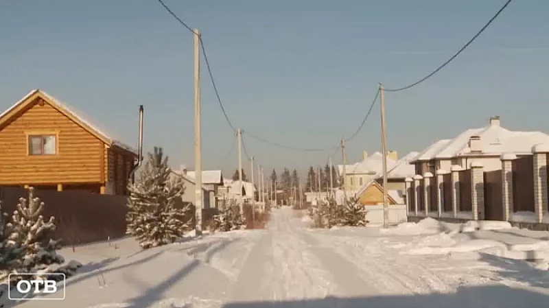 Коттеджный посёлок под Екатеринбургом остался без света и тепла