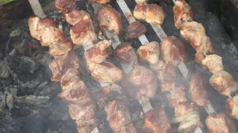 Рекордно длинный шашлык пожарят в Тюмени