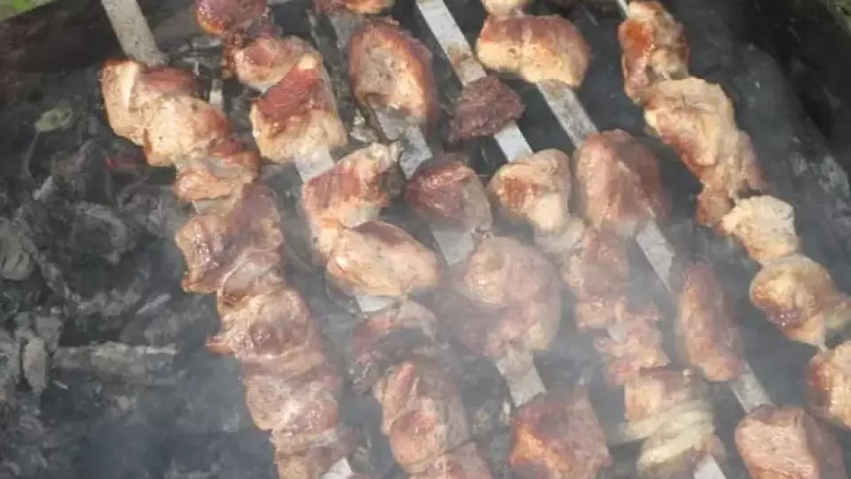 Рекордно длинный шашлык пожарят в Тюмени