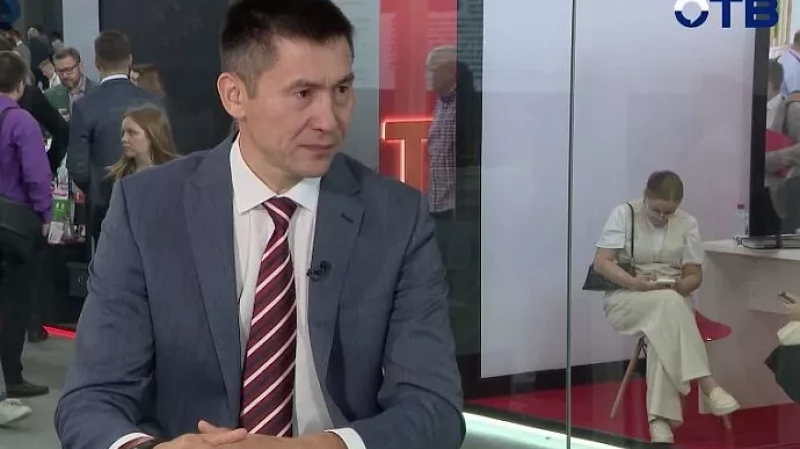 Министр экономики Свердловской области: «Девушки, прежде всего, должны думать о гендерной роли, потом уже – о профессиональной»