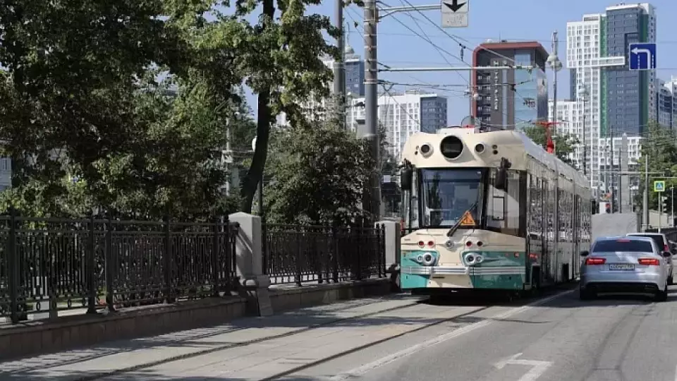 Ретротрамвай «Достоевский» будет курсировать в дни ИННОПРОМ-2024 по центру Екатеринбурга