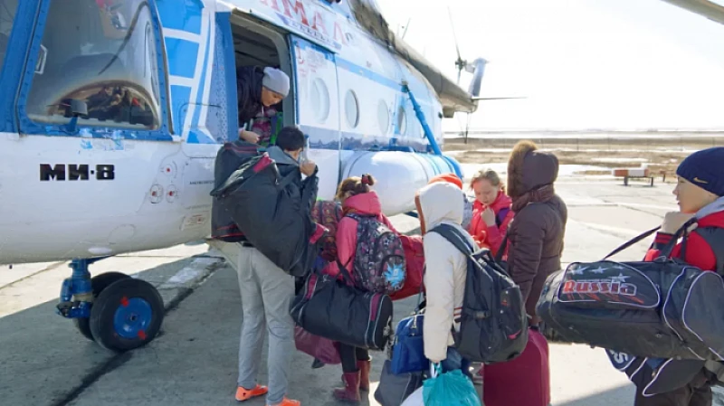 На Ямале школьники вернулись к семьям в тундру на летние каникулы