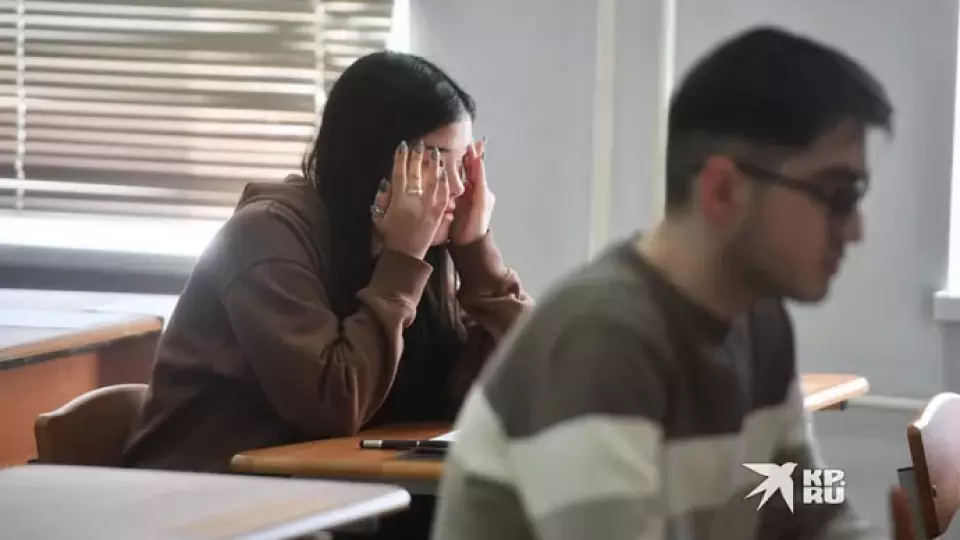 Более 20% выпускников Екатеринбурга готовятся к пересдаче ЕГЭ