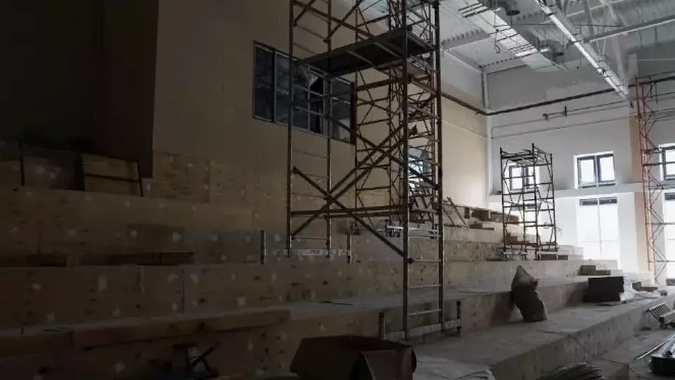 Завершается строительство школы на Рощинской в Екатеринбурге