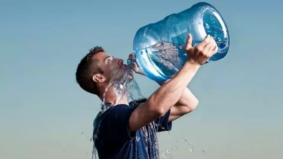 Рекомендации врачей по поведению во время жары