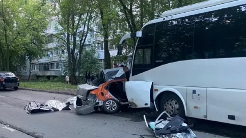 Подростки погибли в ДТП на каршеринговом авто в Самаре